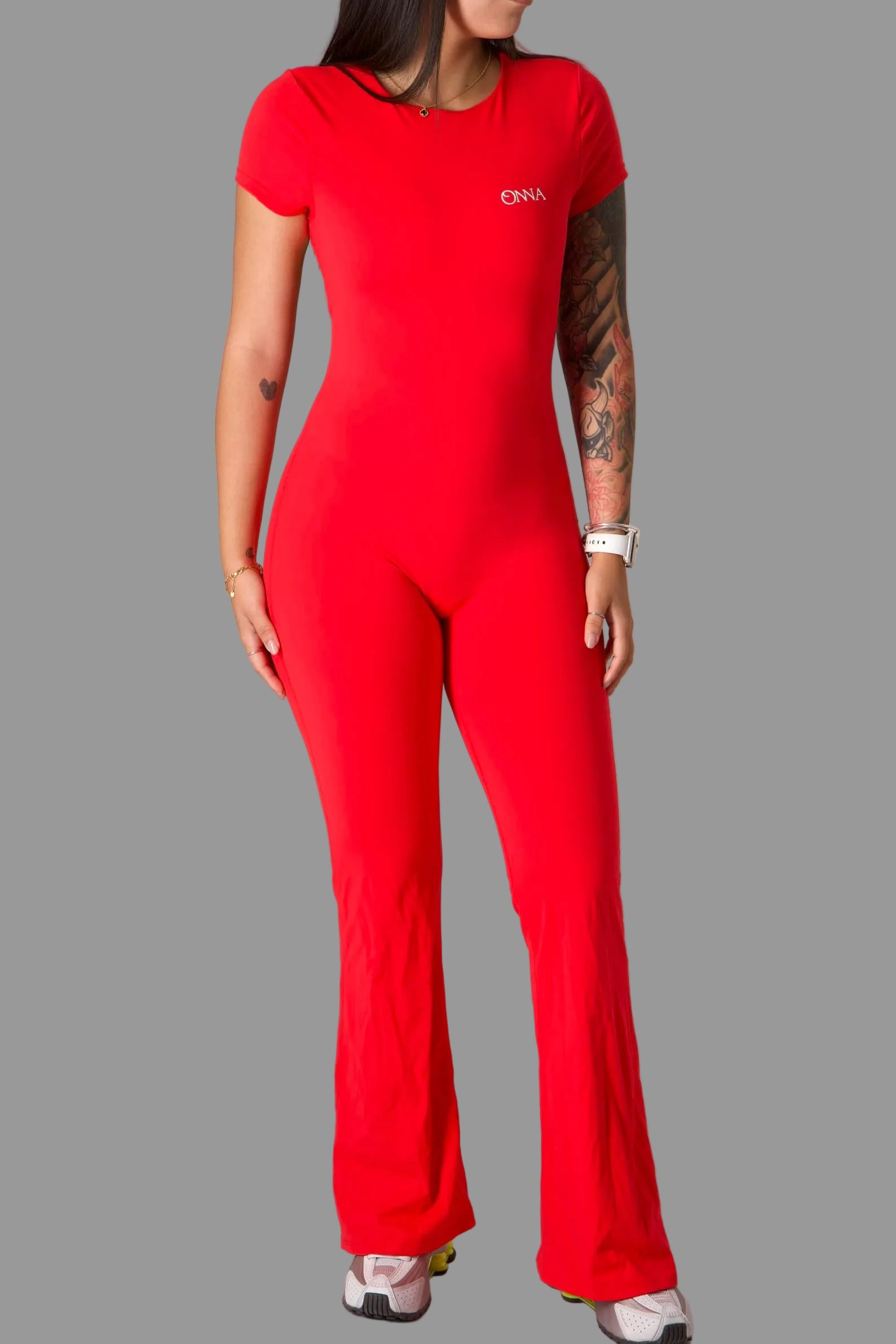 Kai, jumpsuit rojo de ONNA Activewear